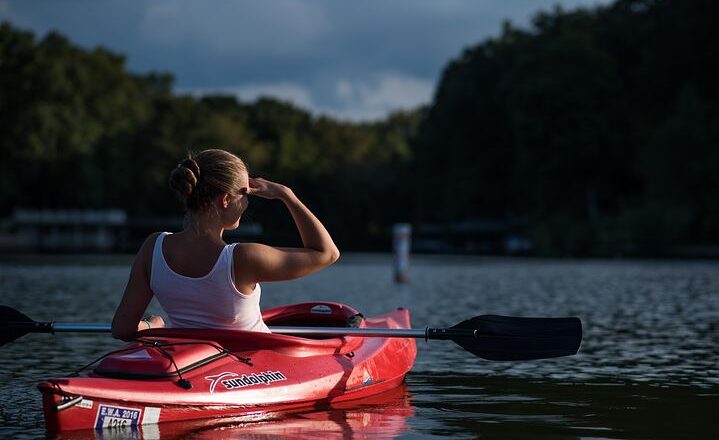 O jakich rzeczach należy pamiętać szukając wypożyczalni z kajakami