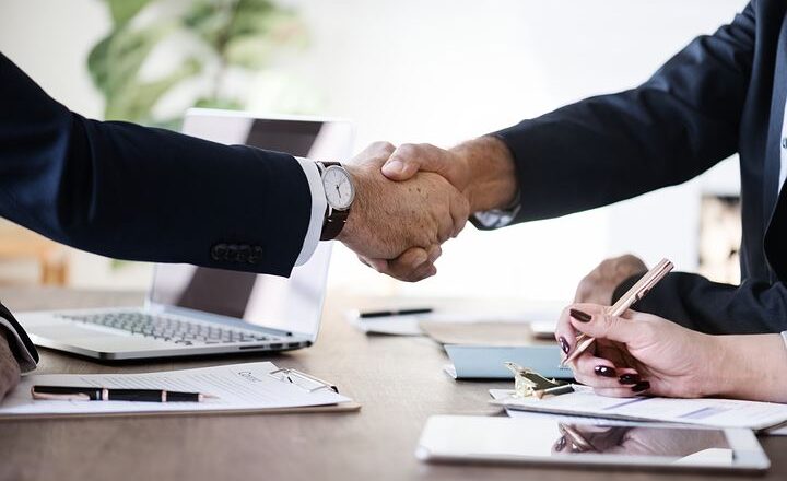 O jakich rzeczach warto pamiętać podczas wyboru prawnika