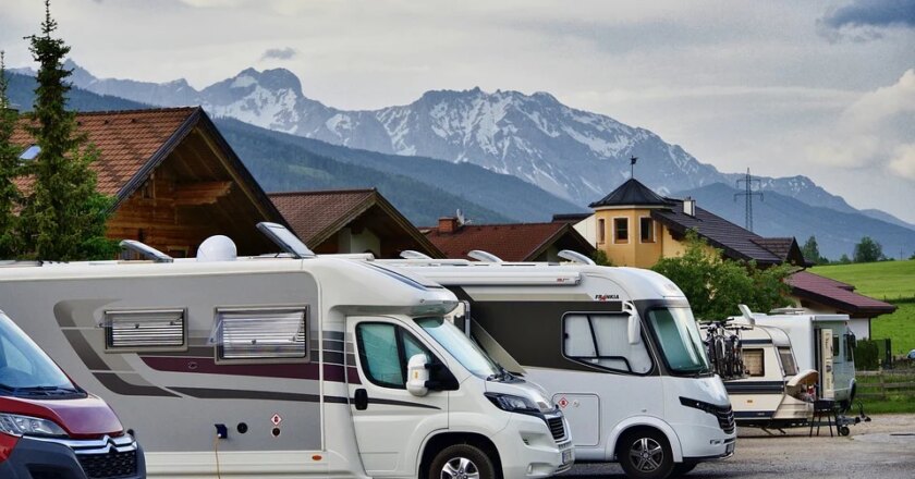Wynajem kampera – na jakie rzeczy warto zwrócić uwagę przy wynajmie